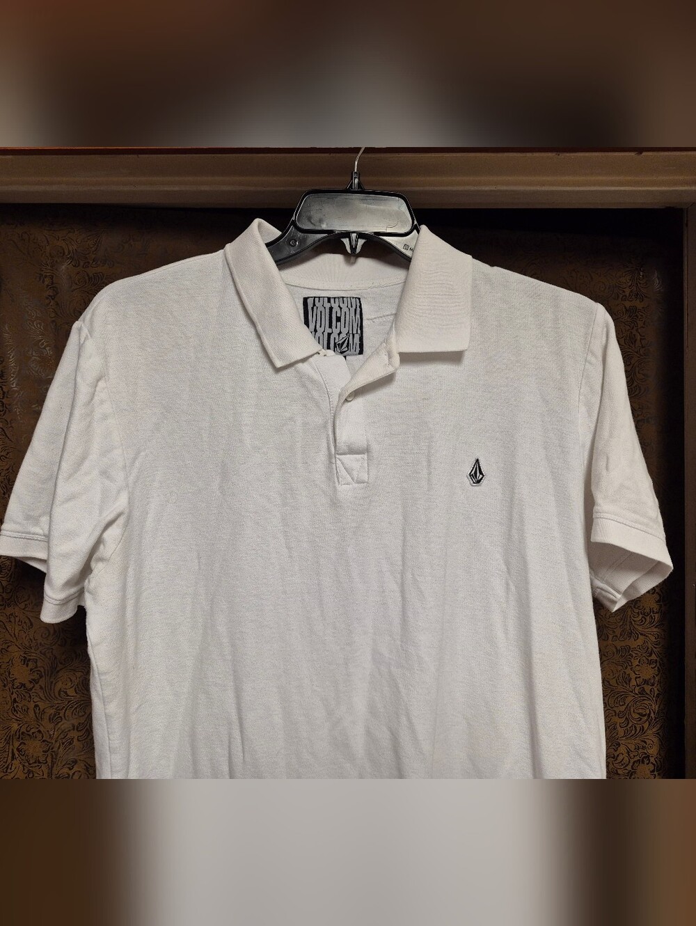 Volcom Men’s White Polo Shirt - Classic Cotton Collar
